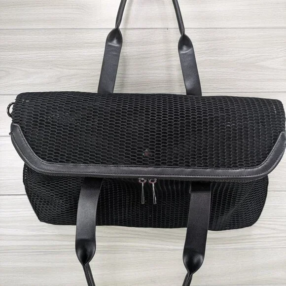 Fabletics Mesh The Grip Tote gym bag - Picture 8 of 12